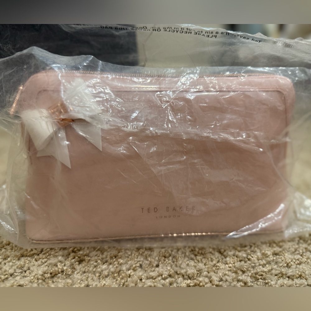 New Ted Baker Blush Pink cosmetic bag